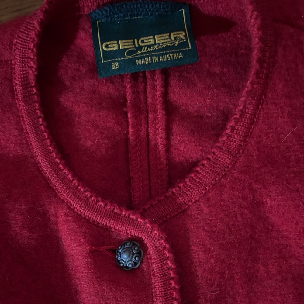Geiger Collection Women's Red Cardigan Sweater